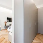 Spazio E Design - - 1 Min Da Cadorna アパート