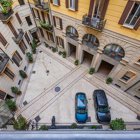 Modern 3-room Flat - Near Metro & Park Apartman *